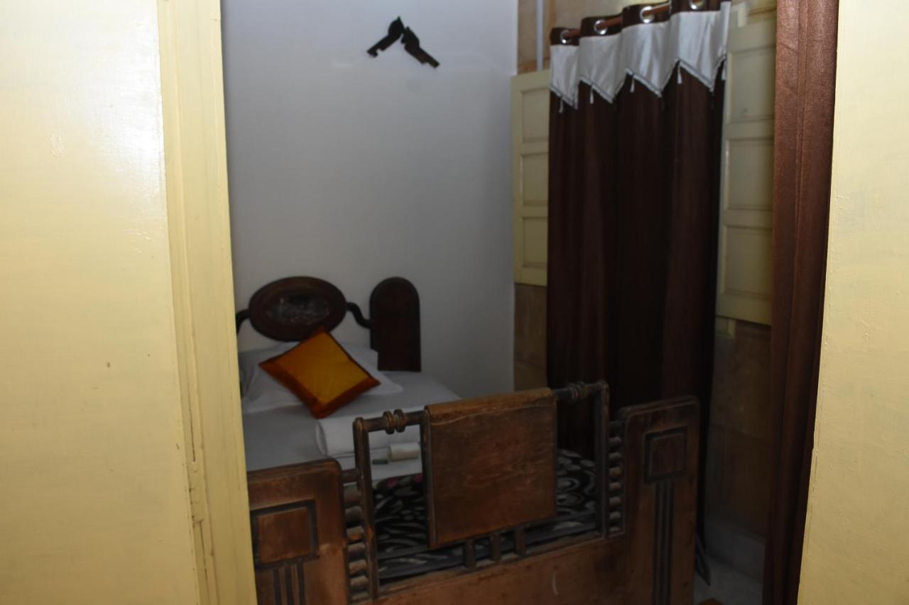 Rumi'S Home Stay Jaisalmer Bagian luar foto